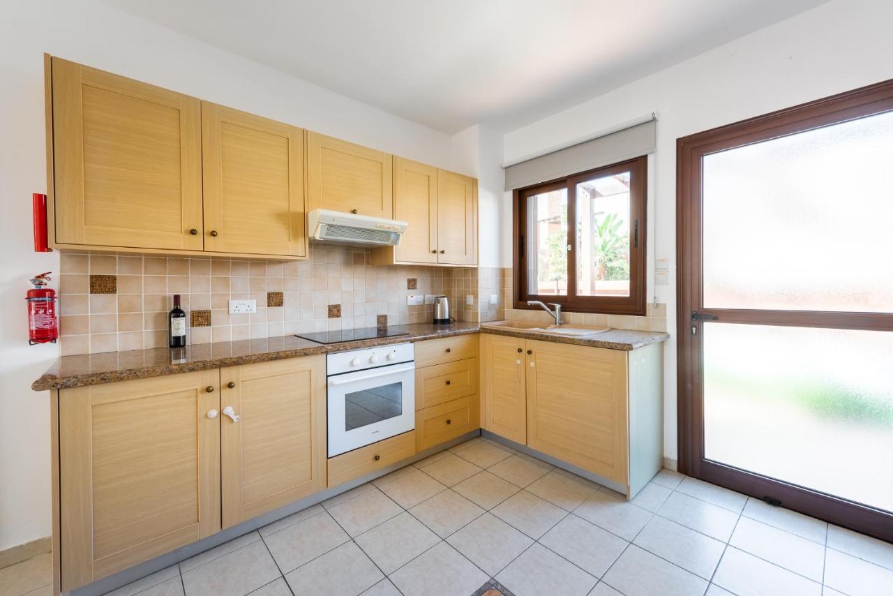 Villa Iris By Ezoria Villas Ayia Napa Luaran gambar