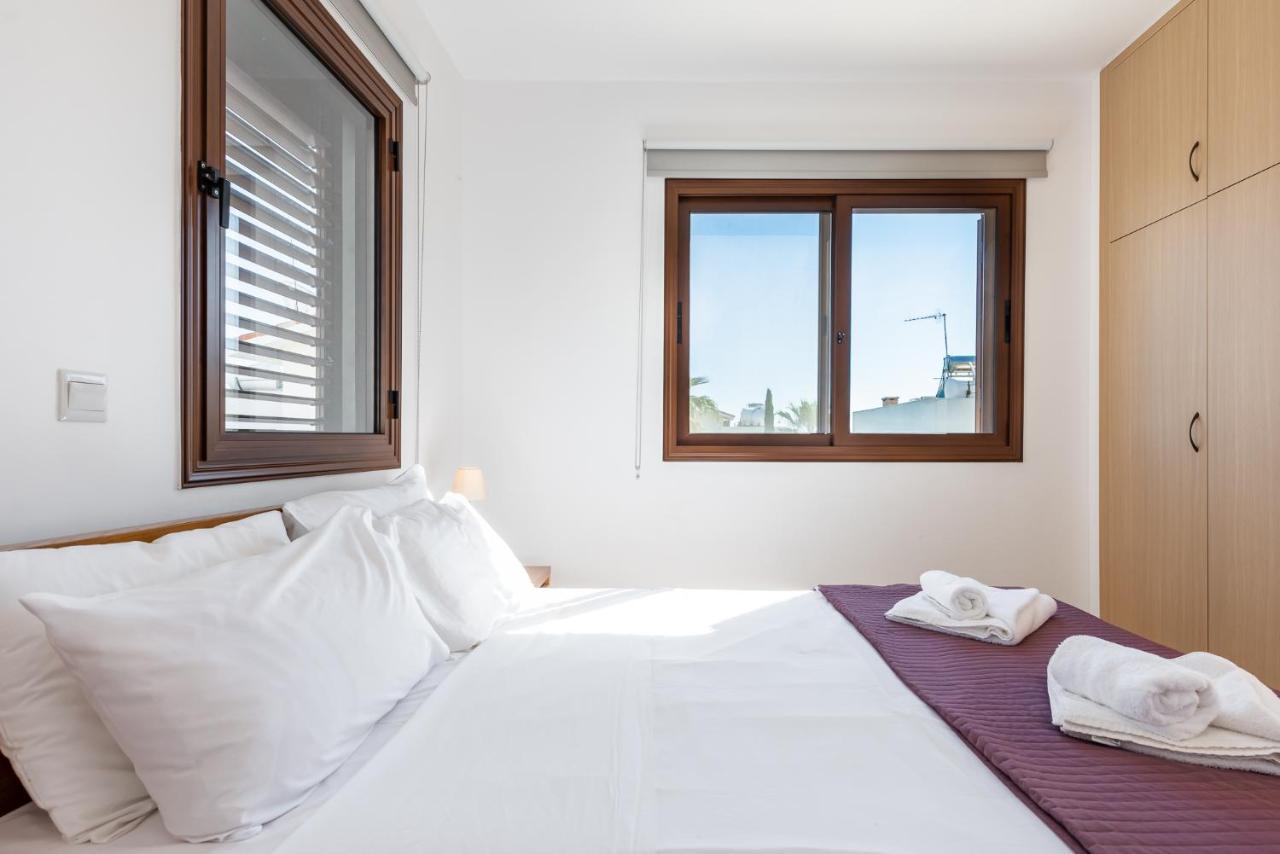 Villa Iris By Ezoria Villas Ayia Napa Luaran gambar